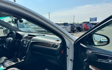 Toyota Camry, 2017 год, 1 649 000 рублей, 12 фотография