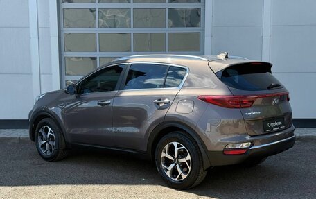 KIA Sportage IV рестайлинг, 2020 год, 2 350 000 рублей, 3 фотография