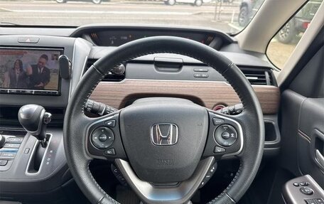 Honda Freed II, 2023 год, 1 220 000 рублей, 12 фотография