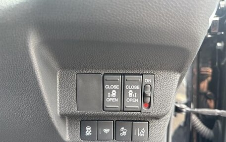Honda Freed II, 2023 год, 1 220 000 рублей, 16 фотография