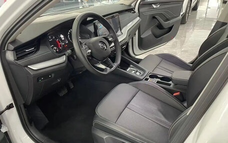 Skoda Octavia IV, 2022 год, 1 759 004 рублей, 12 фотография