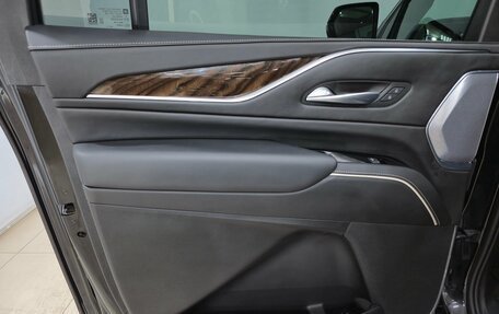 Cadillac Escalade V, 2023 год, 13 200 000 рублей, 14 фотография