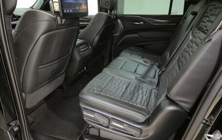Cadillac Escalade V, 2023 год, 13 200 000 рублей, 15 фотография