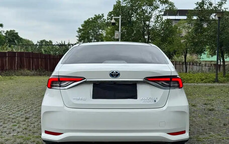 Toyota Corolla, 2023 год, 1 360 001 рублей, 5 фотография