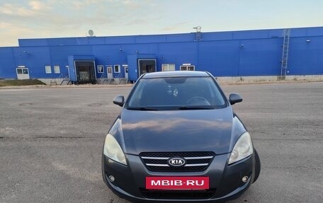 KIA cee'd I рестайлинг, 2008 год, 415 000 рублей, 2 фотография