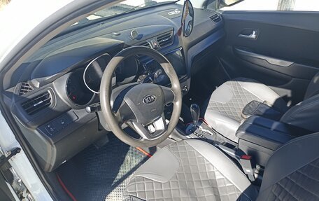 KIA Rio III рестайлинг, 2013 год, 750 000 рублей, 15 фотография