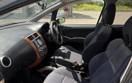 Mitsubishi Colt VI рестайлинг, 2005 год, 520 000 рублей, 2 фотография