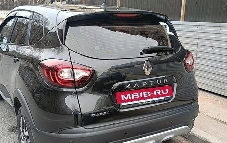 Renault Kaptur I рестайлинг, 2017 год, 1 090 000 рублей, 4 фотография