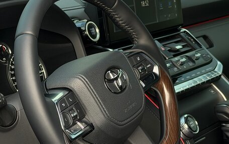 Toyota Land Cruiser, 2022 год, 9 200 000 рублей, 14 фотография