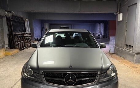 Mercedes-Benz C-Класс, 2012 год, 1 800 000 рублей, 1 фотография