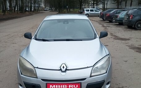 Renault Megane III, 2010 год, 350 000 рублей, 1 фотография