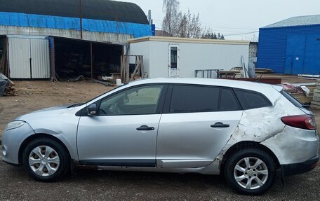 Renault Megane III, 2010 год, 350 000 рублей, 8 фотография