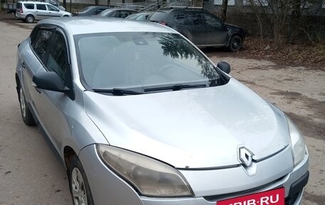 Renault Megane III, 2010 год, 350 000 рублей, 3 фотография