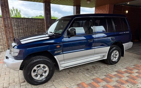 Mitsubishi Pajero III рестайлинг, 1999 год, 3 100 000 рублей, 2 фотография