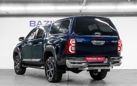Toyota Hilux VIII, 2021 год, 5 250 000 рублей, 8 фотография