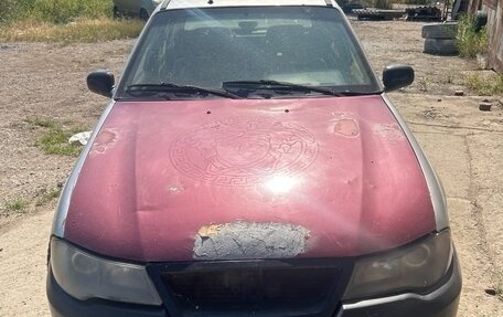 Daewoo Nexia I рестайлинг, 2003 год, 50 000 рублей, 2 фотография