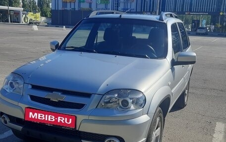 Chevrolet Niva I рестайлинг, 2015 год, 525 000 рублей, 1 фотография