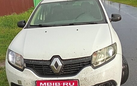 Renault Logan II, 2015 год, 369 000 рублей, 1 фотография
