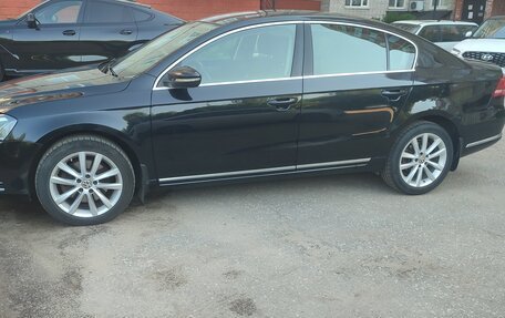 Volkswagen Passat B7, 2013 год, 915 000 рублей, 1 фотография