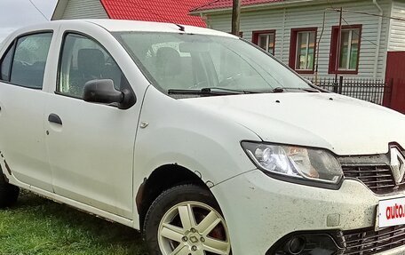Renault Logan II, 2015 год, 369 000 рублей, 2 фотография