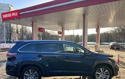 Toyota Highlander III, 2015 год, 3 200 000 рублей, 1 фотография