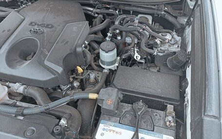 Toyota Land Cruiser Prado 150 рестайлинг 2, 2015 год, 3 800 000 рублей, 3 фотография