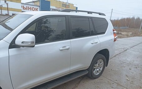 Toyota Land Cruiser Prado 150 рестайлинг 2, 2015 год, 3 800 000 рублей, 10 фотография