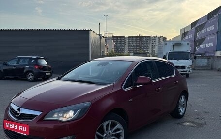 Opel Astra J, 2011 год, 520 000 рублей, 16 фотография