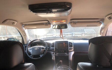 Toyota Land Cruiser 200, 2012 год, 4 000 000 рублей, 7 фотография