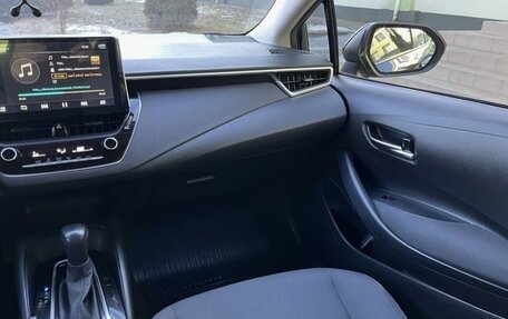 Toyota Corolla, 2019 год, 1 620 000 рублей, 4 фотография