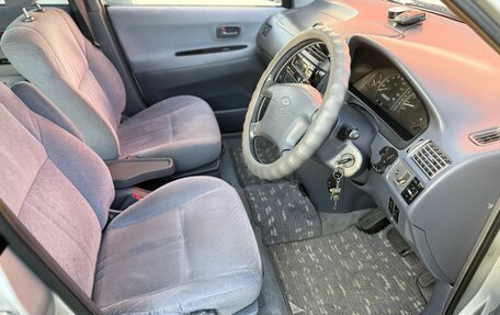 Toyota Gaia, 2000 год, 620 000 рублей, 8 фотография