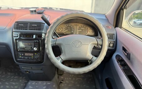 Toyota Gaia, 2000 год, 620 000 рублей, 15 фотография