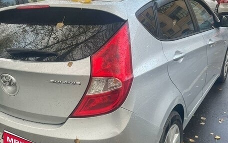 Hyundai Solaris II рестайлинг, 2015 год, 800 000 рублей, 7 фотография