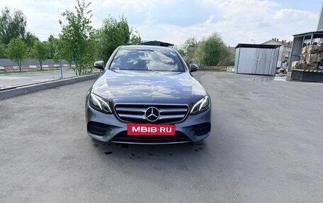 Mercedes-Benz E-Класс, 2019 год, 3 650 000 рублей, 2 фотография