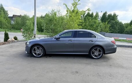 Mercedes-Benz E-Класс, 2019 год, 3 650 000 рублей, 5 фотография