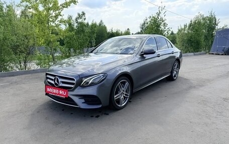 Mercedes-Benz E-Класс, 2019 год, 3 650 000 рублей, 7 фотография