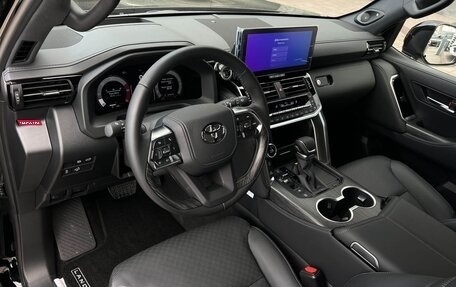Toyota Land Cruiser, 2026 год, 15 490 000 рублей, 7 фотография