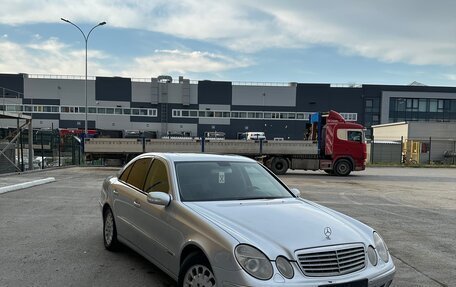 Mercedes-Benz E-Класс, 2005 год, 500 000 рублей, 1 фотография