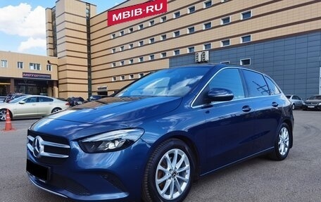 Mercedes-Benz B-Класс, 2020 год, 1 700 000 рублей, 1 фотография