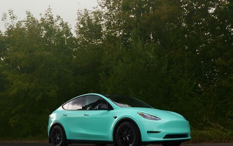 Tesla Model Y I, 2021 год, 4 000 000 рублей, 2 фотография