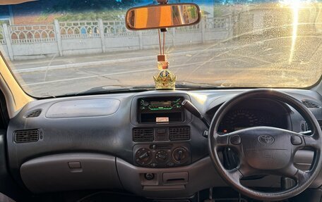 Toyota Raum I, 2001 год, 299 000 рублей, 22 фотография
