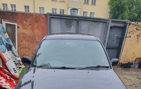 Nissan Wingroad I, 1998 год, 130 000 рублей, 4 фотография