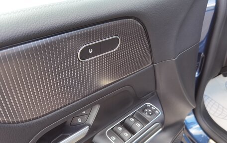 Mercedes-Benz B-Класс, 2020 год, 1 700 000 рублей, 16 фотография