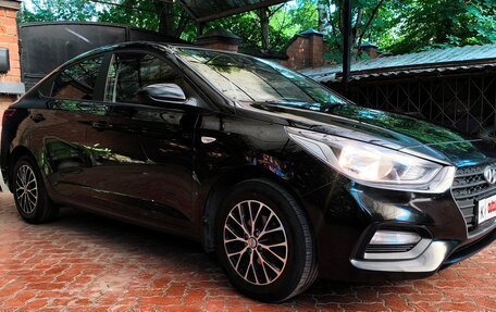 Hyundai Solaris II рестайлинг, 2018 год, 905 000 рублей, 5 фотография