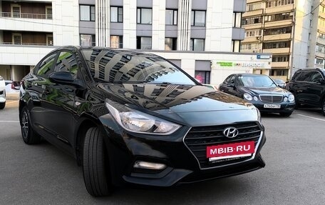 Hyundai Solaris II рестайлинг, 2018 год, 905 000 рублей, 8 фотография
