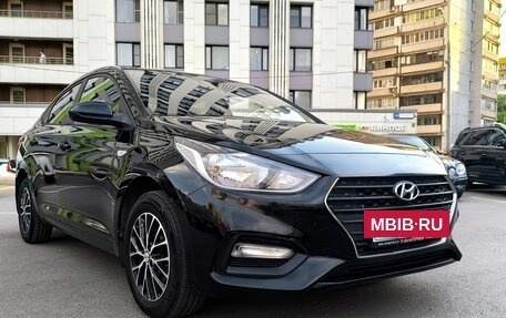 Hyundai Solaris II рестайлинг, 2018 год, 905 000 рублей, 14 фотография