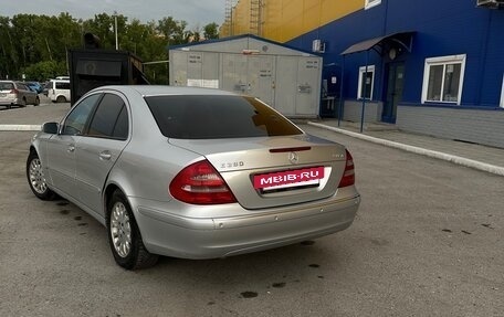 Mercedes-Benz E-Класс, 2005 год, 500 000 рублей, 30 фотография