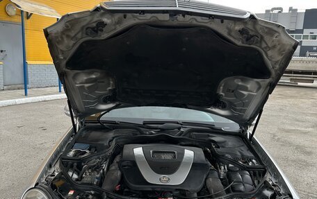Mercedes-Benz E-Класс, 2005 год, 500 000 рублей, 36 фотография