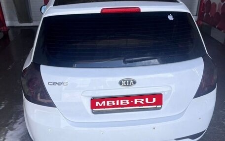 KIA cee'd I рестайлинг, 2010 год, 699 000 рублей, 6 фотография