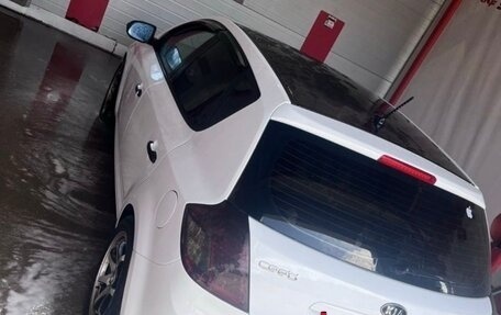 KIA cee'd I рестайлинг, 2010 год, 699 000 рублей, 3 фотография